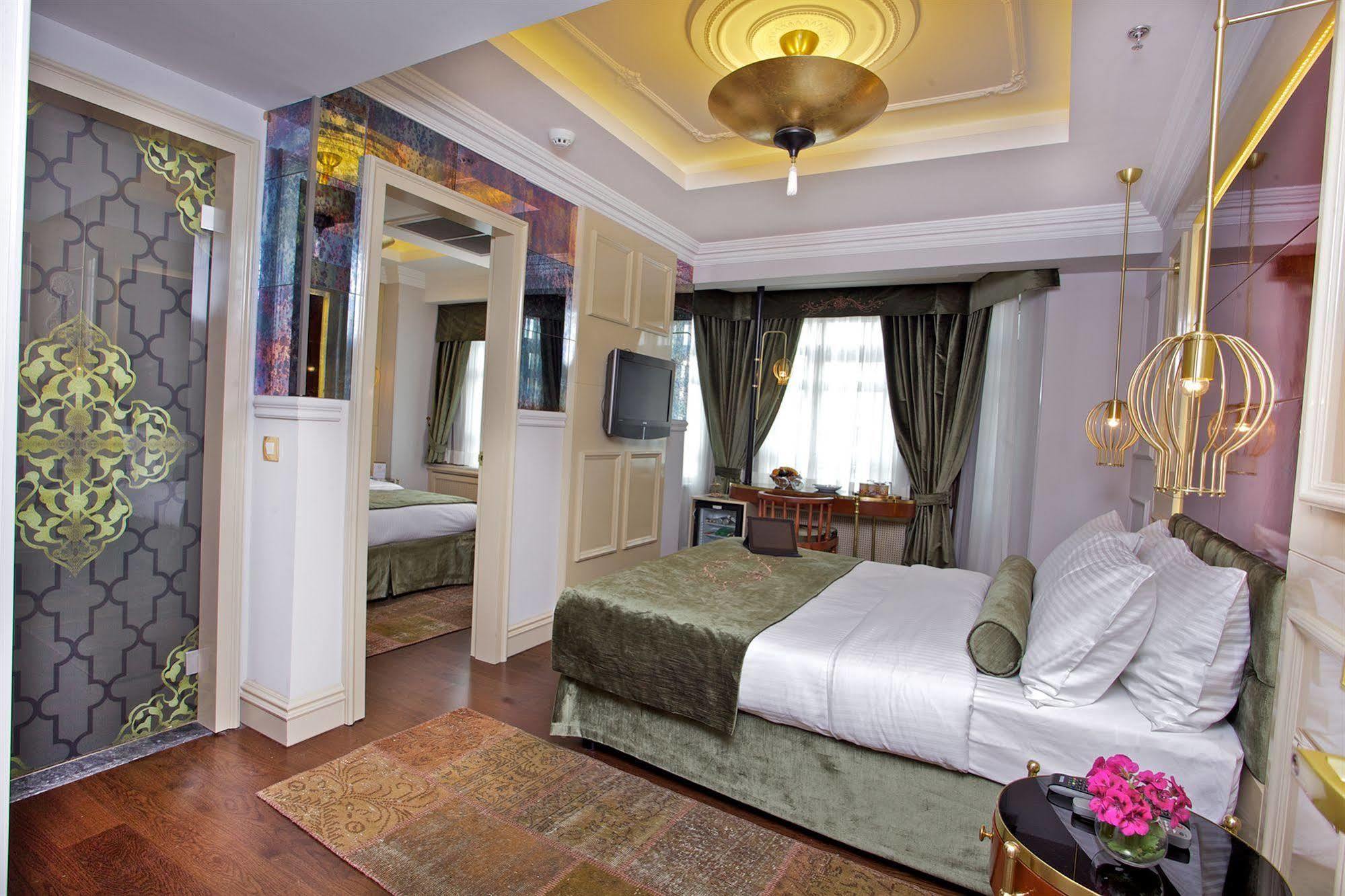 Taksim Star Hotel Истанбул Екстериор снимка