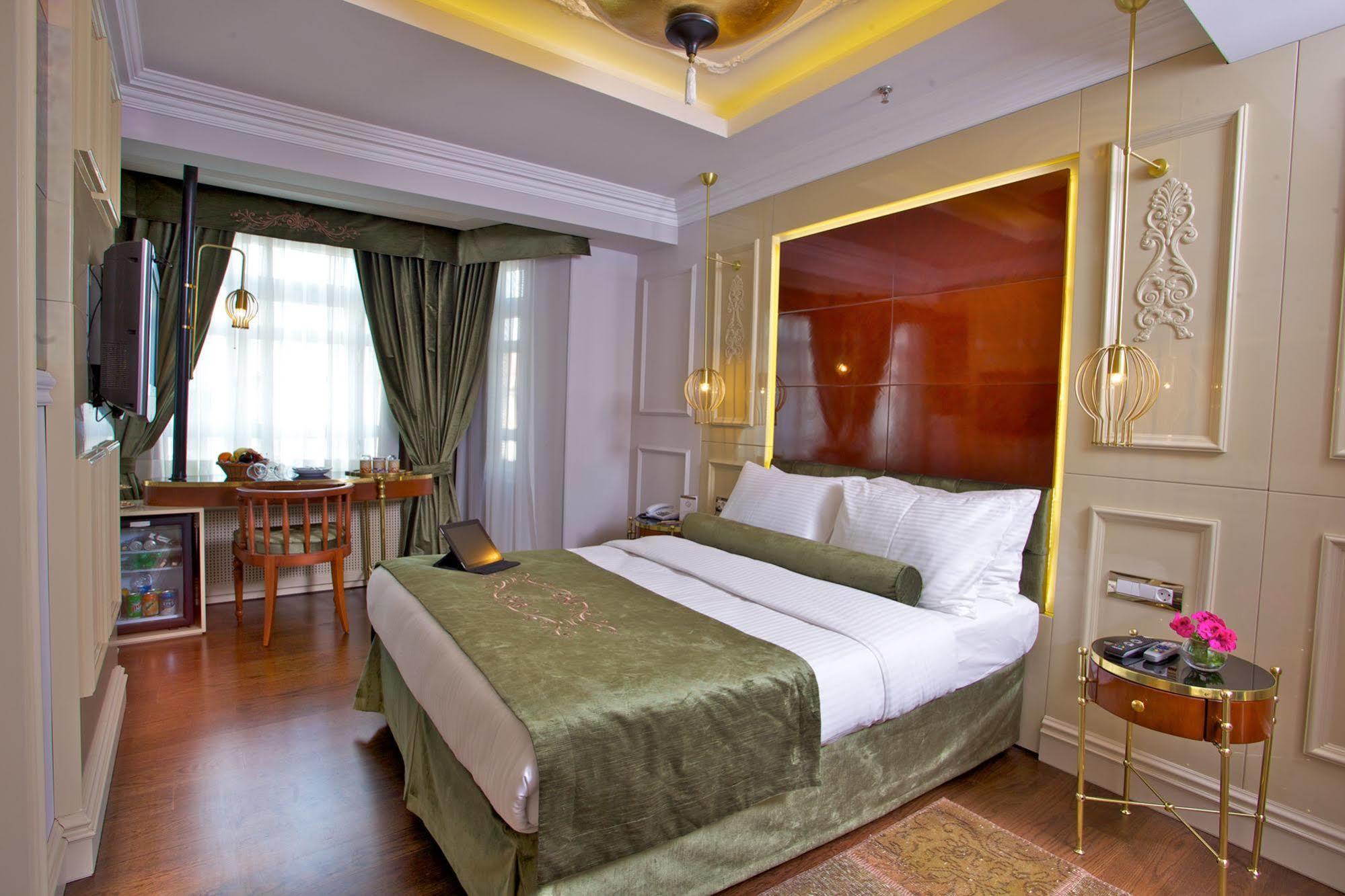 Taksim Star Hotel Истанбул Екстериор снимка